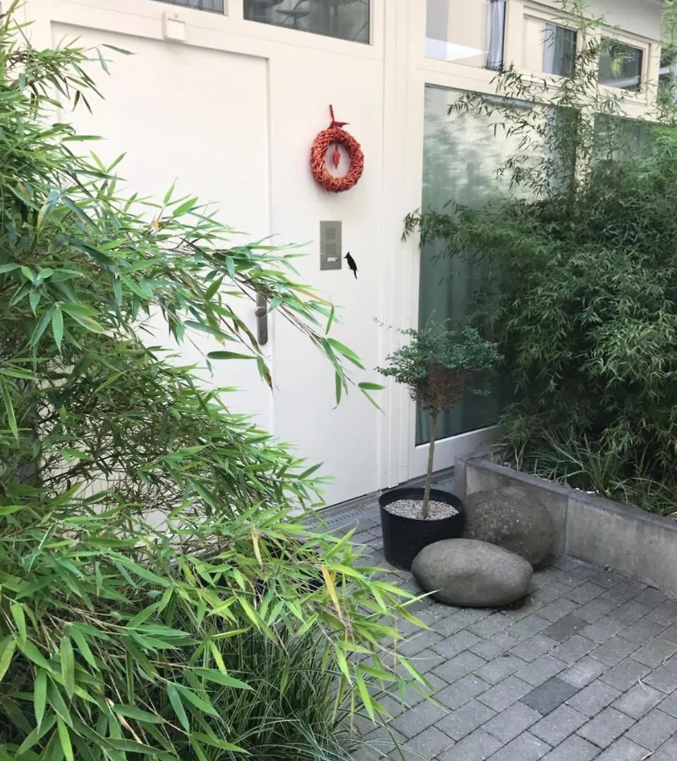 Como Design-Apartment Close To Isar River Area - Centrally Located Tyskland